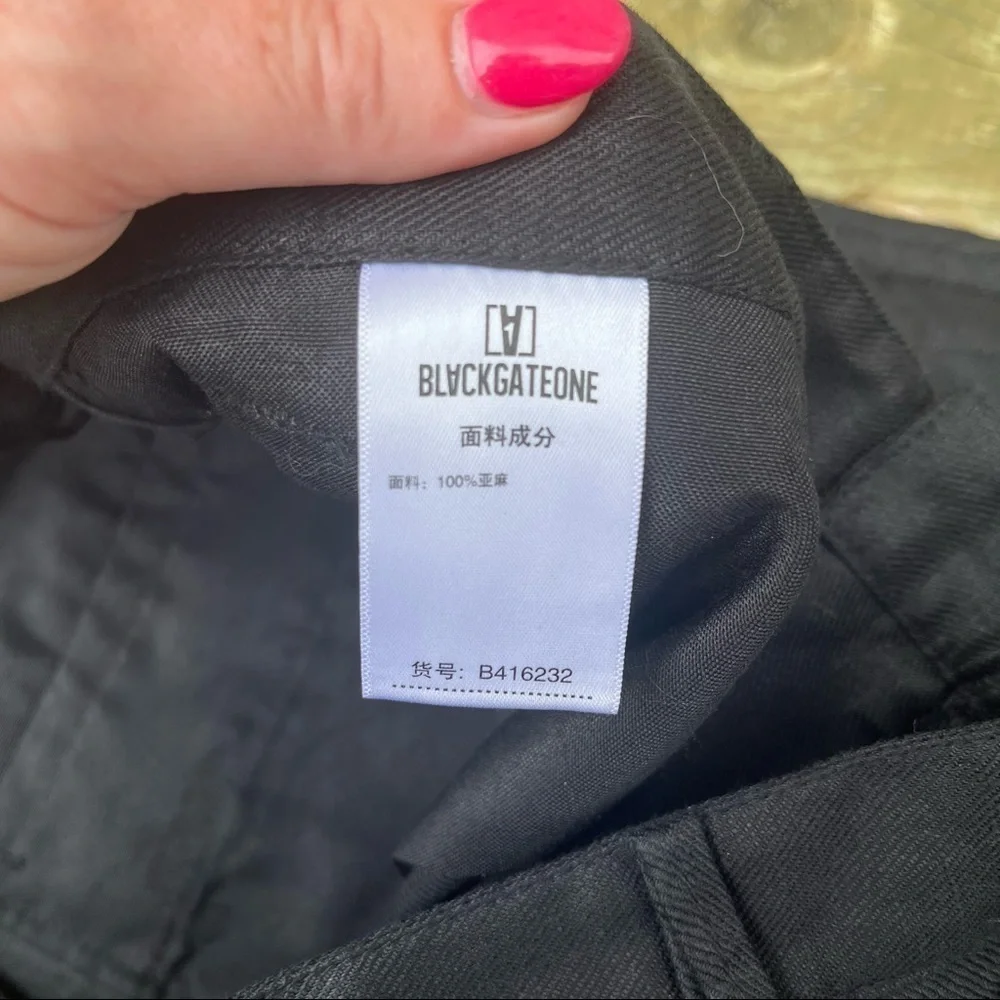 BlackGateOne mens size